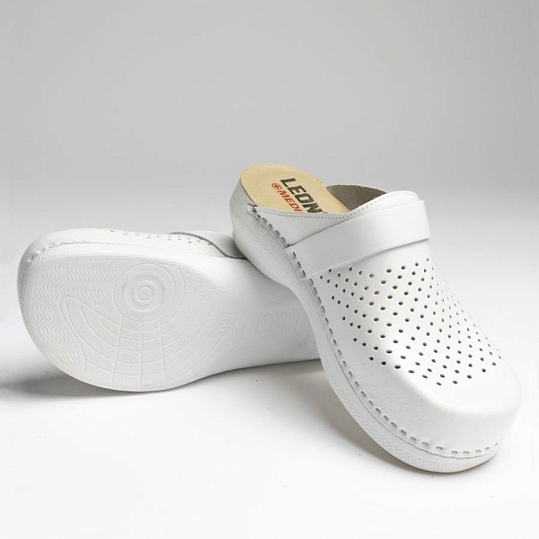 LEON сабо жен. MED102W